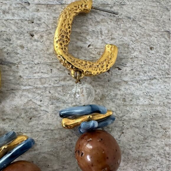 Vintage 80s Hammered Gold Tone With Stacked Dangle Earrings - Picture 3 of 6